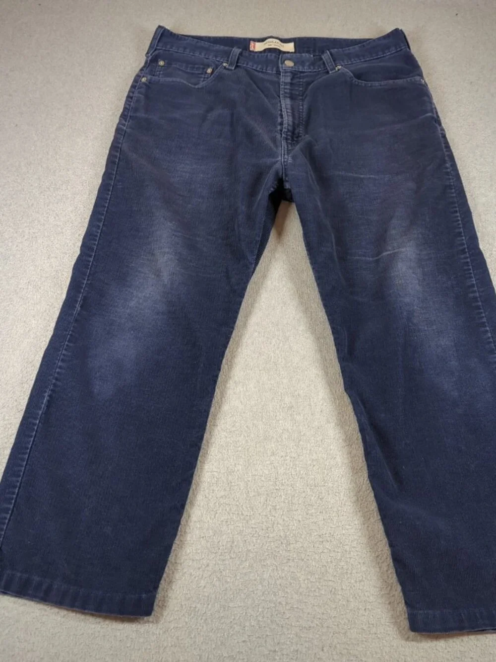Levi’s 505 Corduroy Pants Men's 36x30 (Actual 36x25) Regular Fit Straight Leg